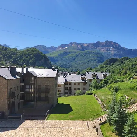 Apartment Casa Marmotte - Tucasaenlospirineos Escarrilla